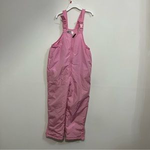 Girls pink snow bib by Izzi Kids is in excellent condition. Size 6x